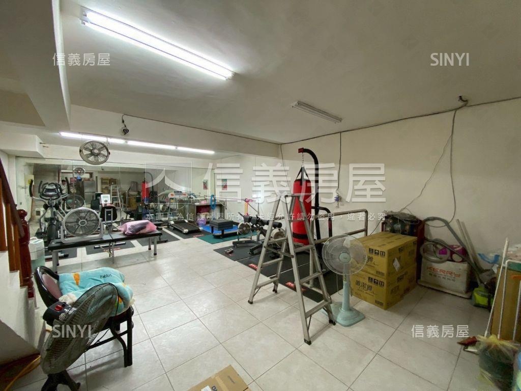 中山路省道核心首排金店面房屋室內格局與周邊環境