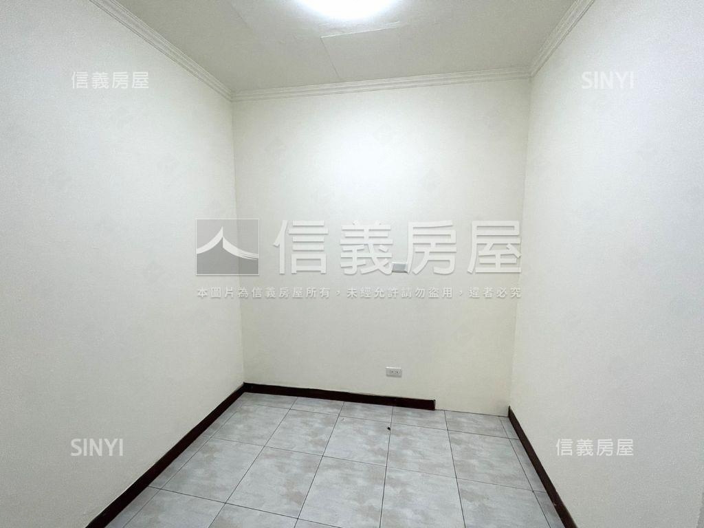 民有街方正邊間採光美寓房屋室內格局與周邊環境