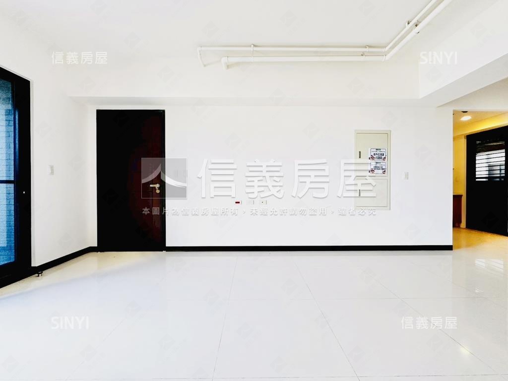 近１３期登陽四房雙平車房屋室內格局與周邊環境