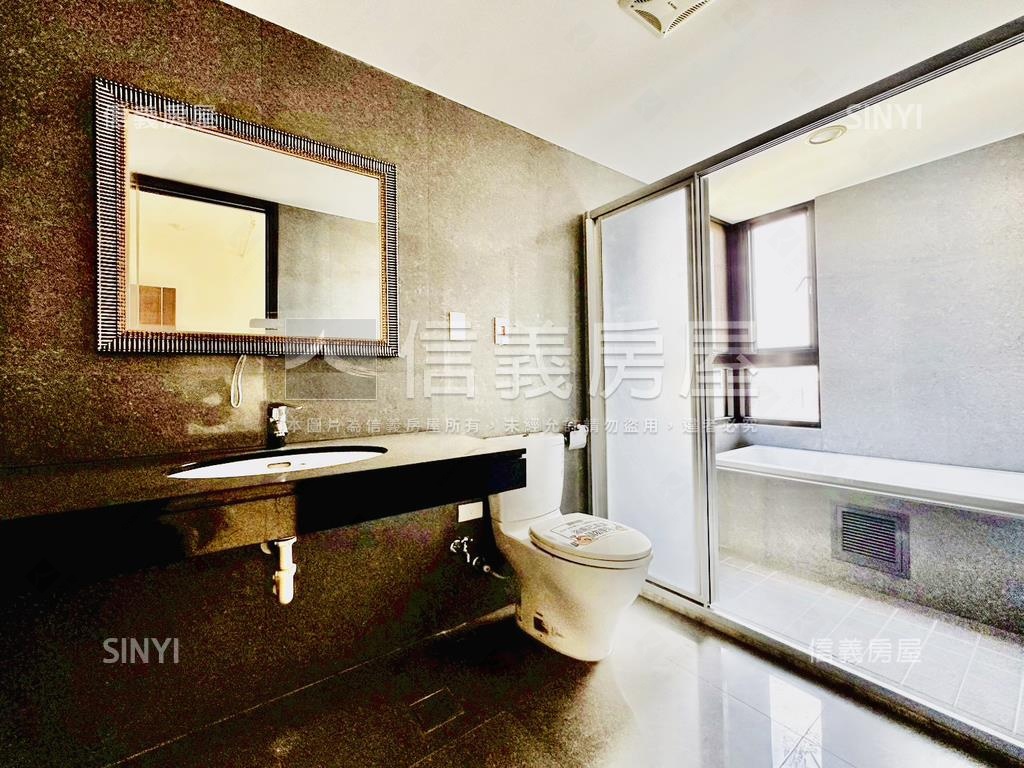 近１３期登陽四房雙平車房屋室內格局與周邊環境