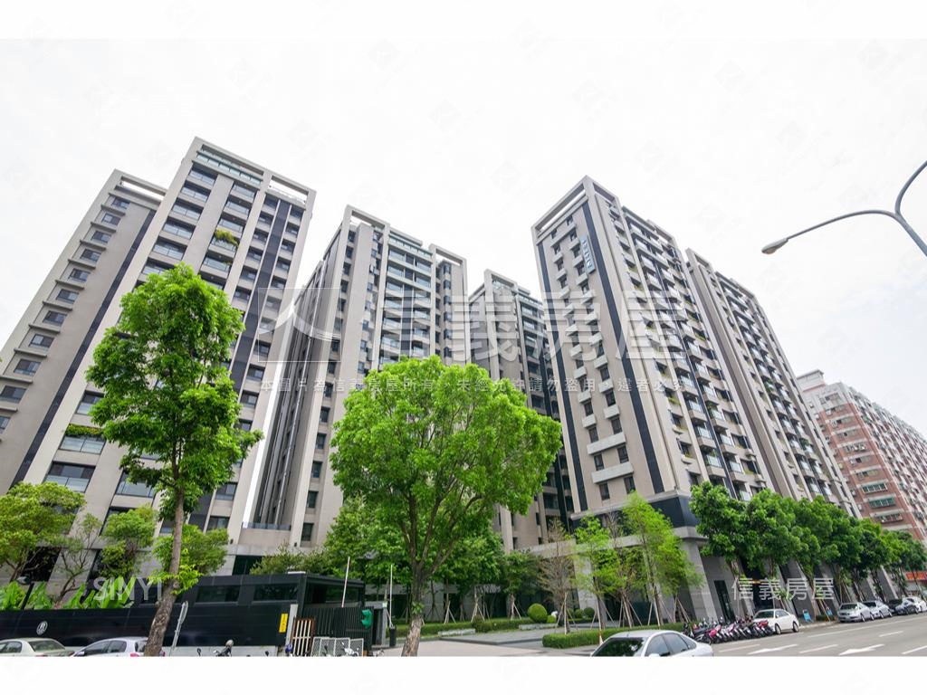 近１３期登陽四房雙平車房屋室內格局與周邊環境