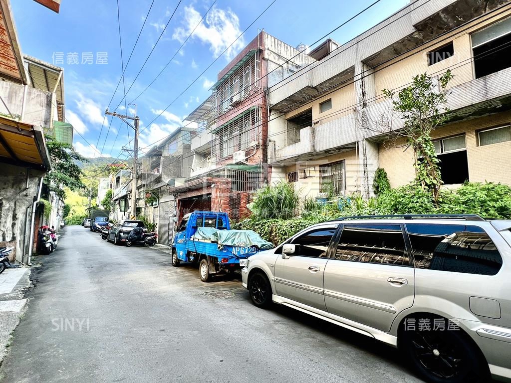頂好毛坯自創享退樂福透天房屋室內格局與周邊環境