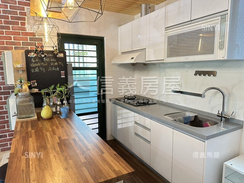 新店富寓景觀美廈房屋室內格局與周邊環境