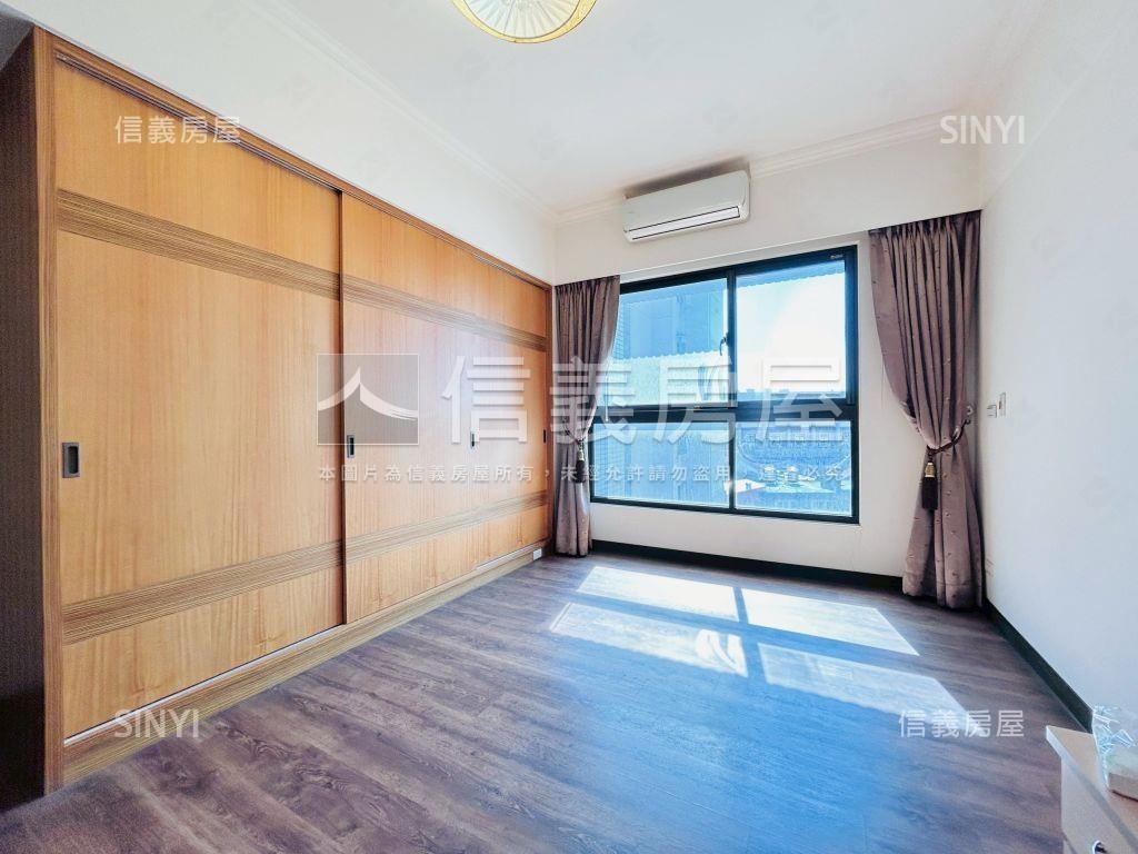 合輝醇品大器四房車位房屋室內格局與周邊環境