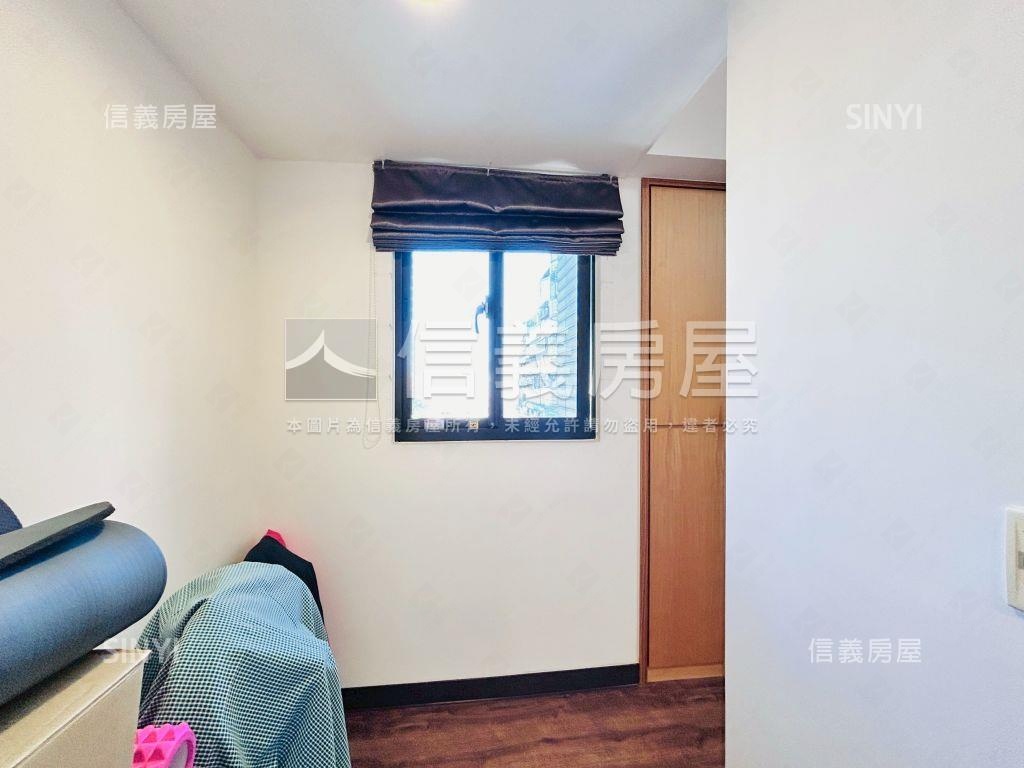 合輝醇品大器四房車位房屋室內格局與周邊環境