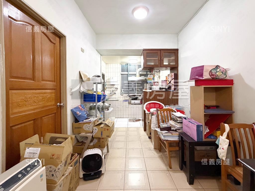 格局方正免爬高公寓二樓房屋室內格局與周邊環境