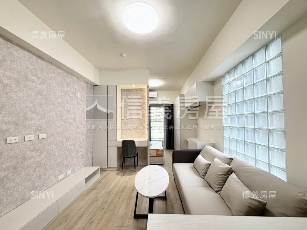 陽光灑落質感優美小宅房屋室內格局與周邊環境