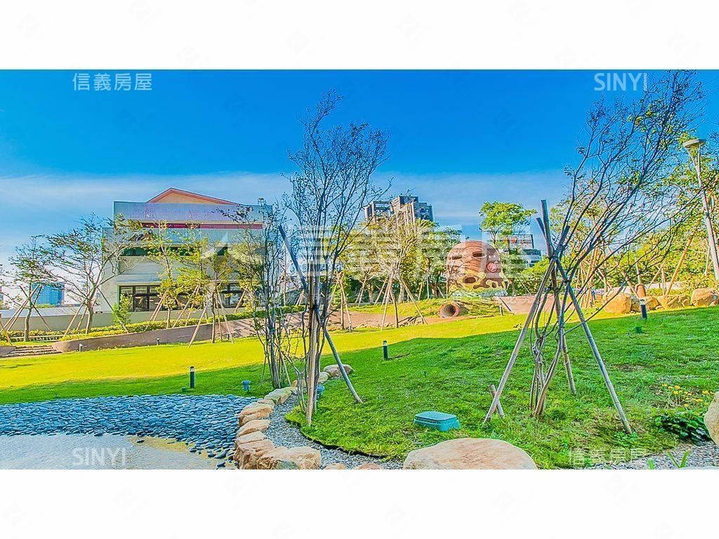 ★新業觀峰美屋附雙車★房屋室內格局與周邊環境