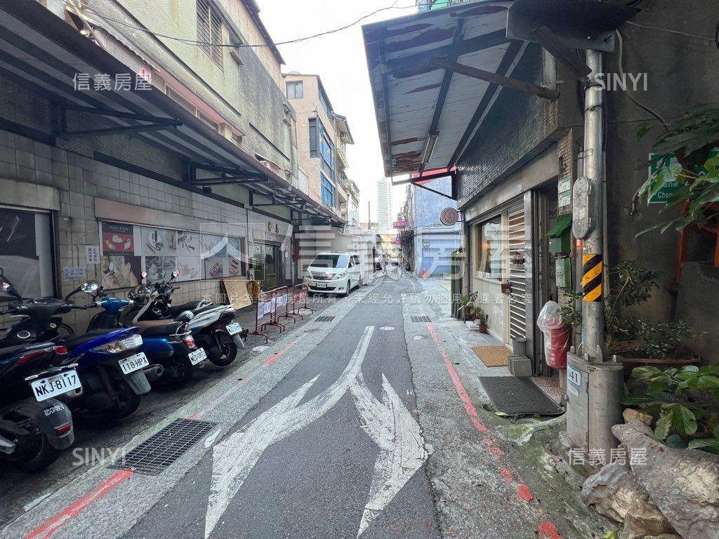 雙子星商三土地公寓３樓房屋室內格局與周邊環境