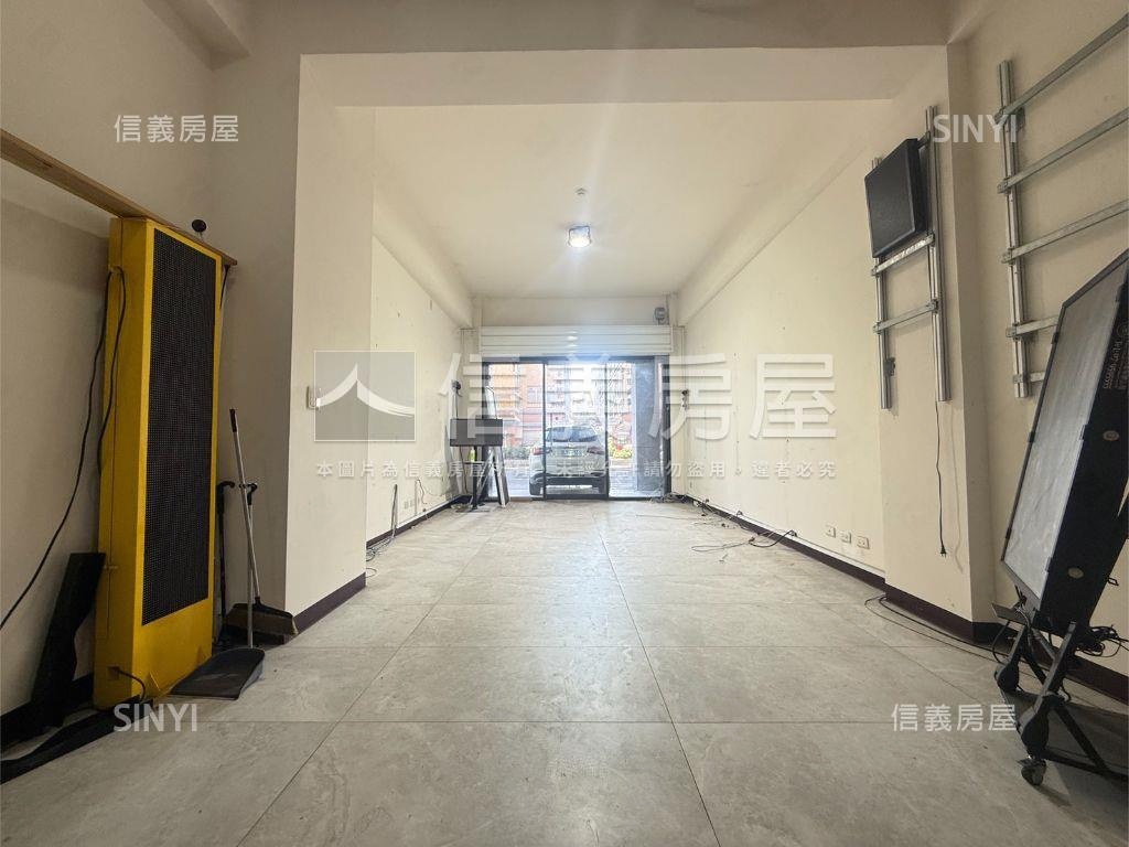 泓運發達宅角窗透店房屋室內格局與周邊環境