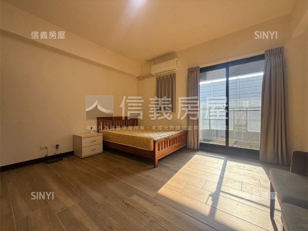 泓運發達宅角窗透店房屋室內格局與周邊環境