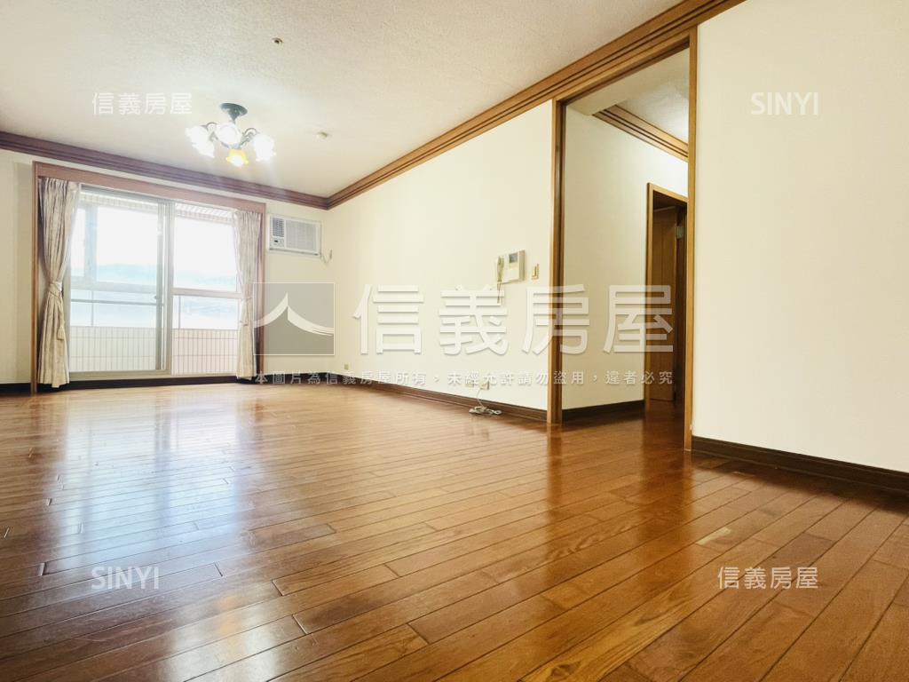 汐科站登峰高樓邊間３房車房屋室內格局與周邊環境