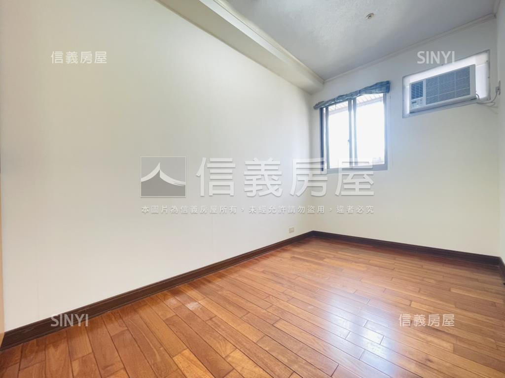 汐科站登峰高樓邊間３房車房屋室內格局與周邊環境