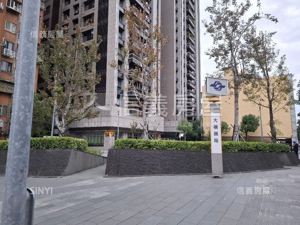 近捷運．安西街土地持份房屋室內格局與周邊環境