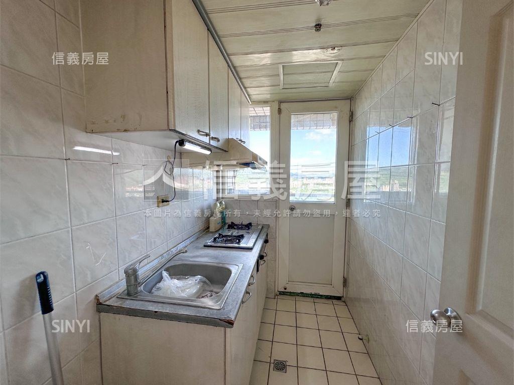 摩天鎮低總價景觀二房房屋室內格局與周邊環境