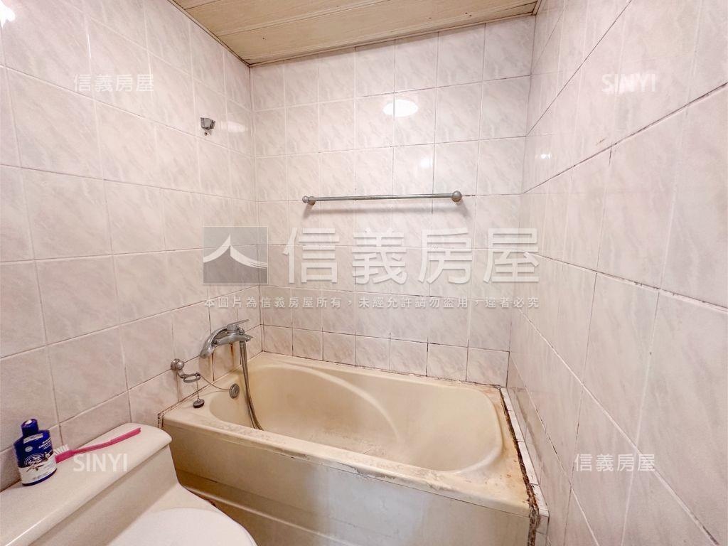 摩天鎮低總價景觀二房房屋室內格局與周邊環境