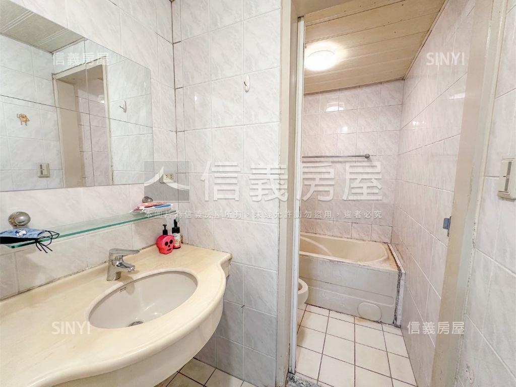 摩天鎮低總價景觀二房房屋室內格局與周邊環境