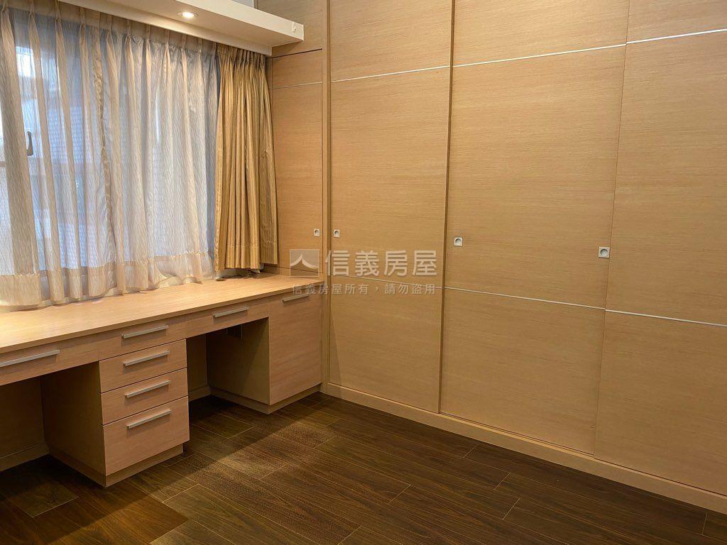 光翼美兩房車位房屋室內格局與周邊環境