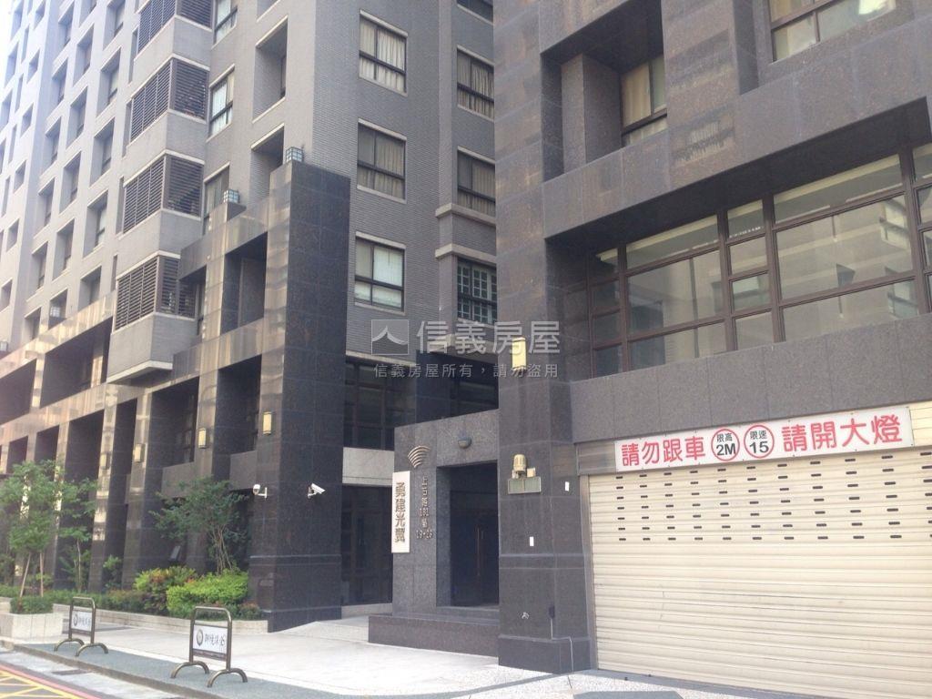 光翼美兩房車位房屋室內格局與周邊環境