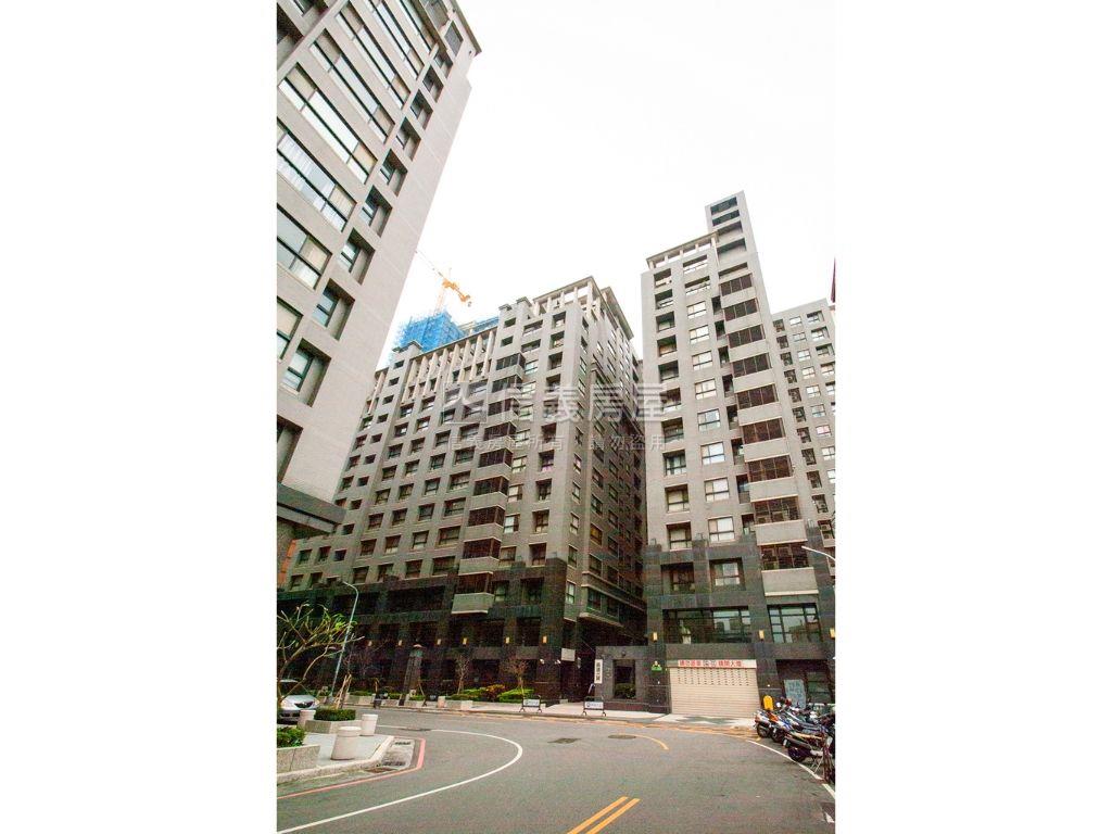 光翼美兩房車位房屋室內格局與周邊環境