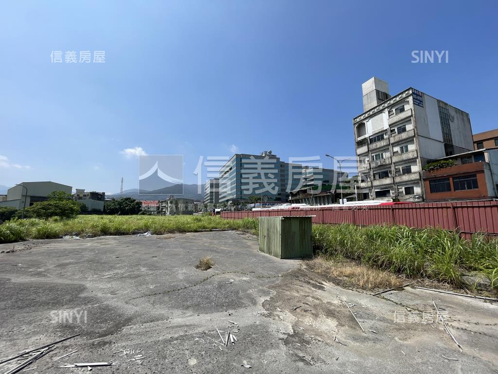 汐止臨路２３０５乙工土地房屋室內格局與周邊環境