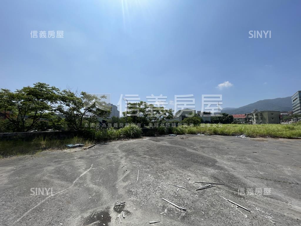 汐止臨路２３０５乙工土地房屋室內格局與周邊環境