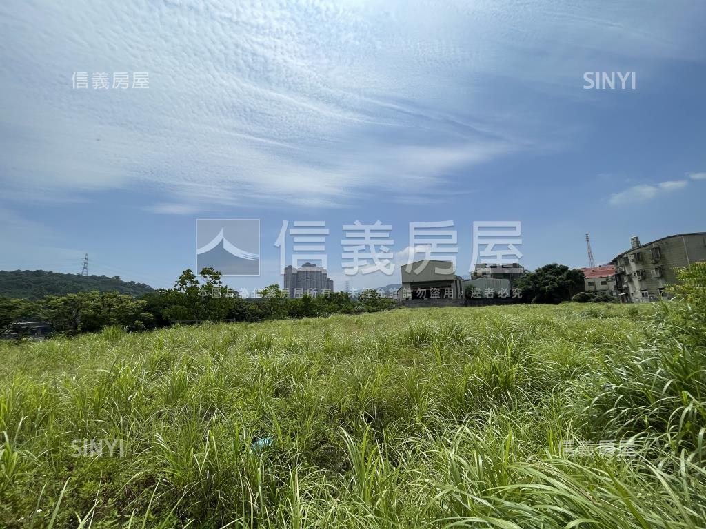 汐止臨路２３０５乙工土地房屋室內格局與周邊環境
