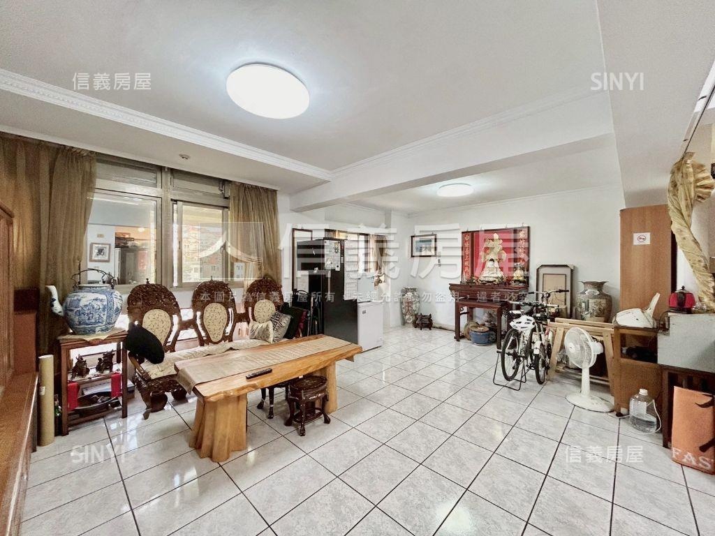 大自然雙子星雙併視野華廈房屋室內格局與周邊環境