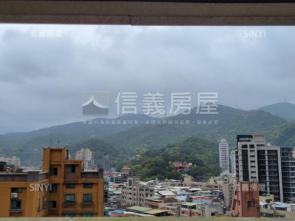 捷運泳池双湖精美三房房屋室內格局與周邊環境
