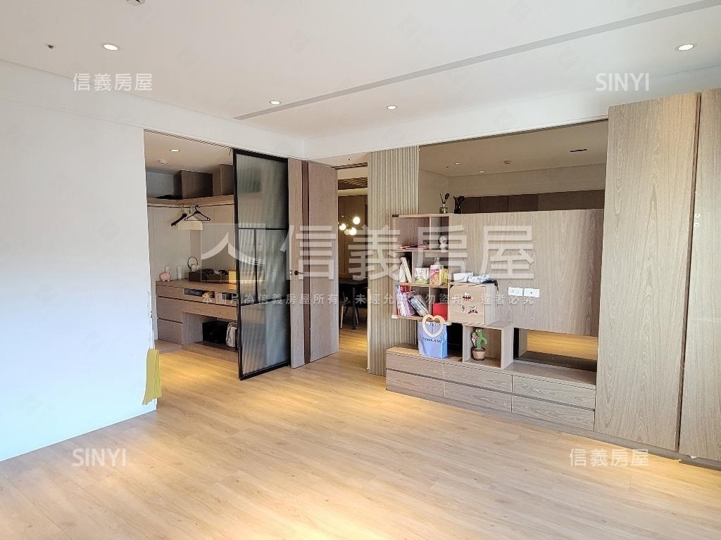 捷運泳池双湖精美三房房屋室內格局與周邊環境