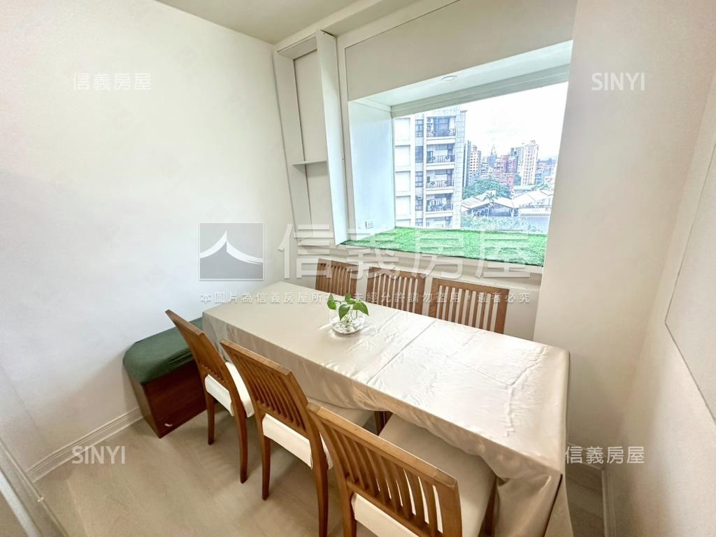 松南精品★邊間採光小宅房屋室內格局與周邊環境