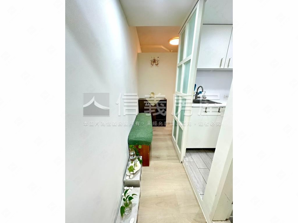 松南精品★邊間採光小宅房屋室內格局與周邊環境