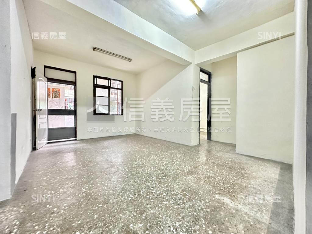 國光街保留前後陽台２樓房屋室內格局與周邊環境