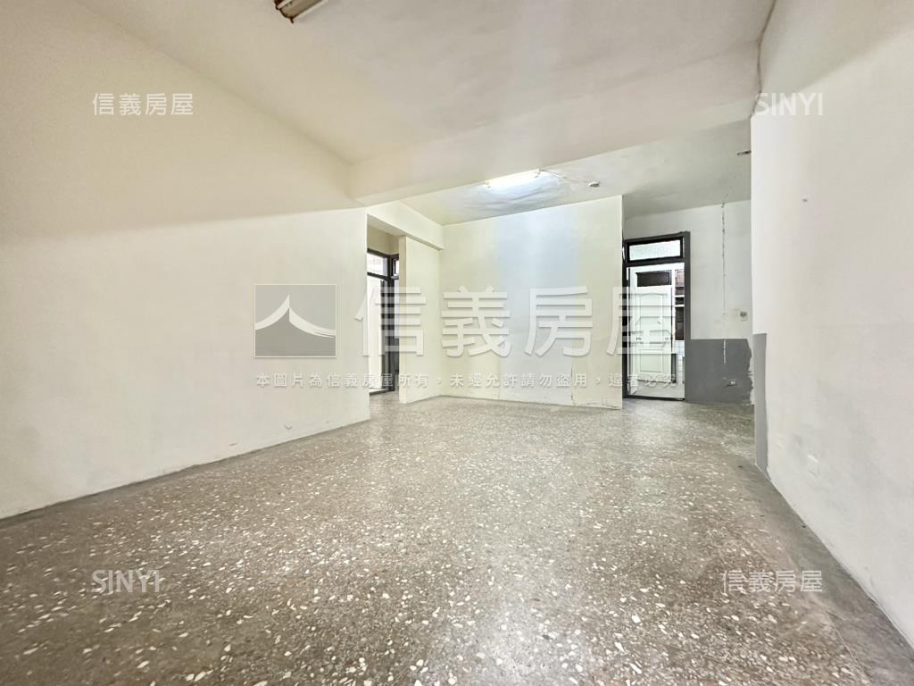 國光街保留前後陽台２樓房屋室內格局與周邊環境