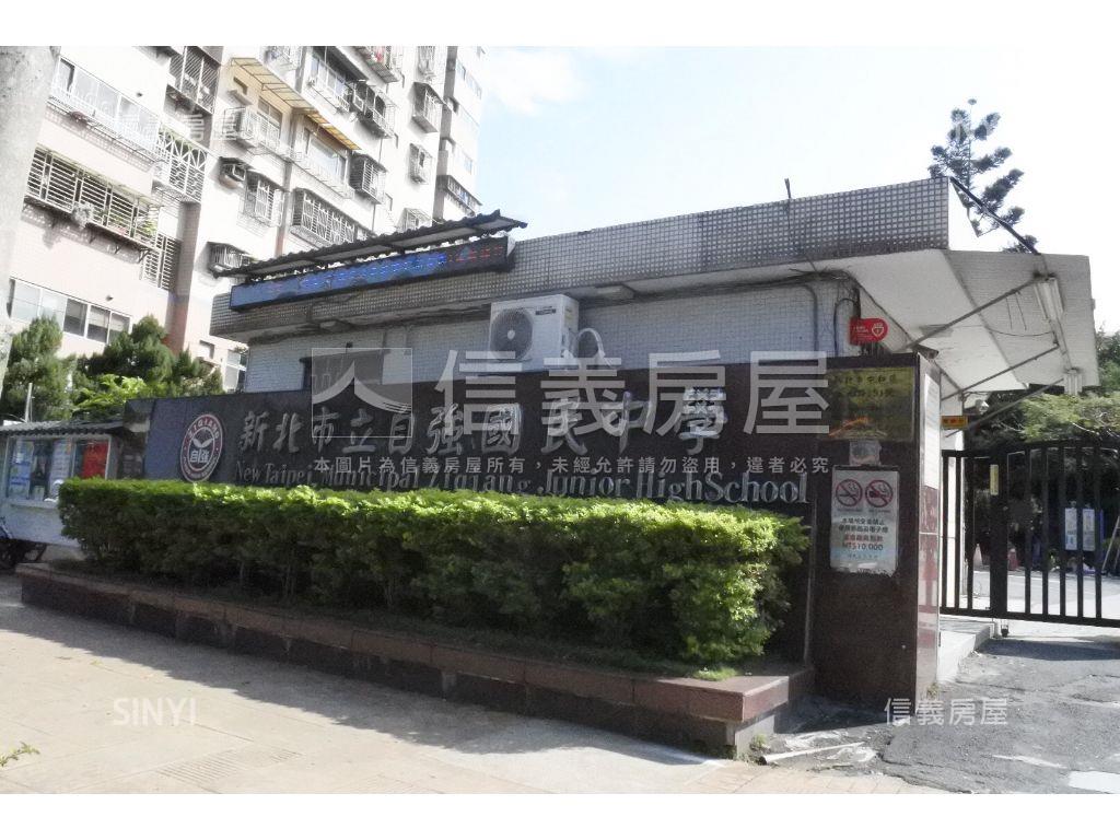 國光街保留前後陽台２樓房屋室內格局與周邊環境