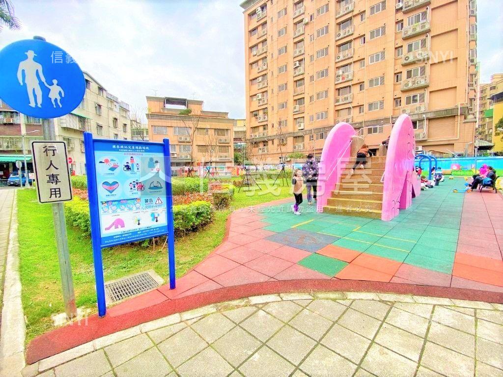 國光街保留前後陽台２樓房屋室內格局與周邊環境