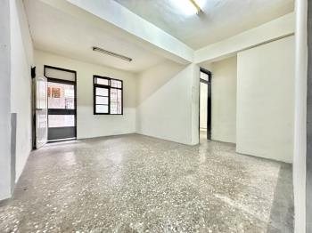 國光街保留前後陽台２樓