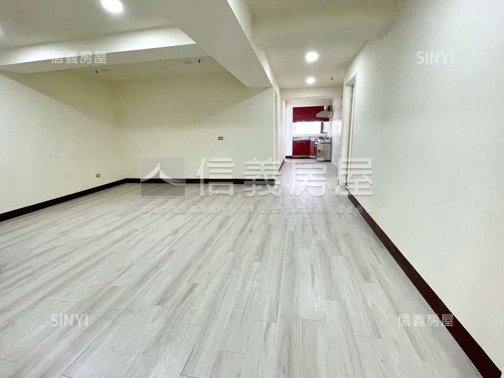 正學甲市區次頂樓美裝潢戶房屋室內格局與周邊環境