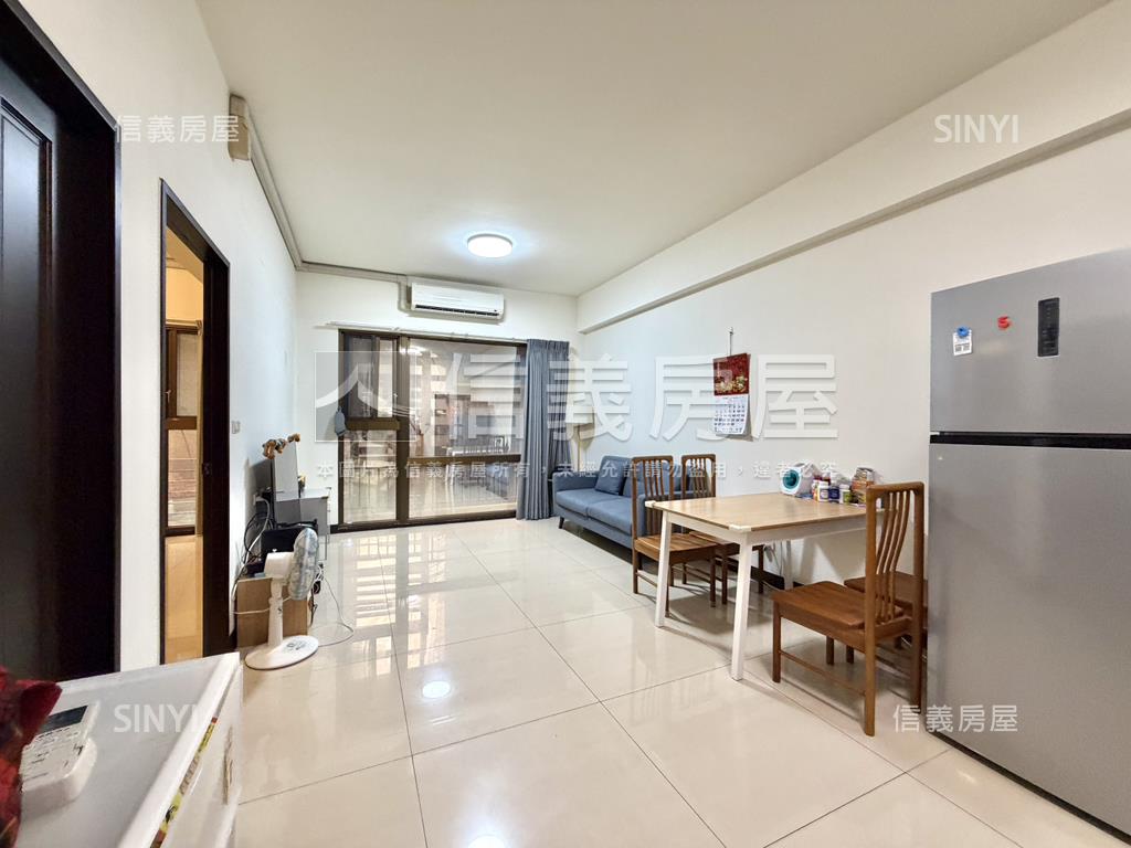 精華地段家樂福旁三房房屋室內格局與周邊環境