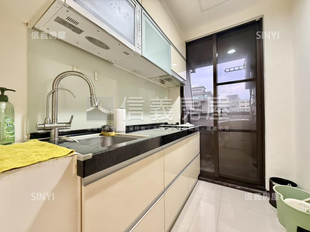 低總價摩納哥套房車位房屋室內格局與周邊環境