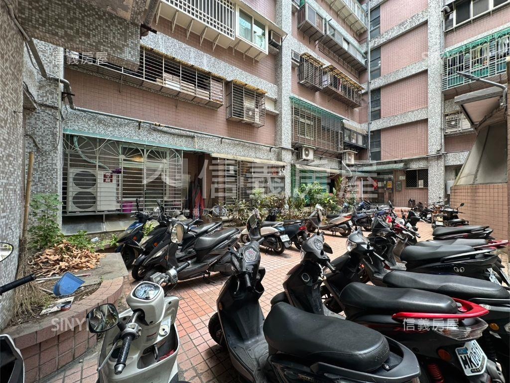東陽富村三房車位房屋室內格局與周邊環境