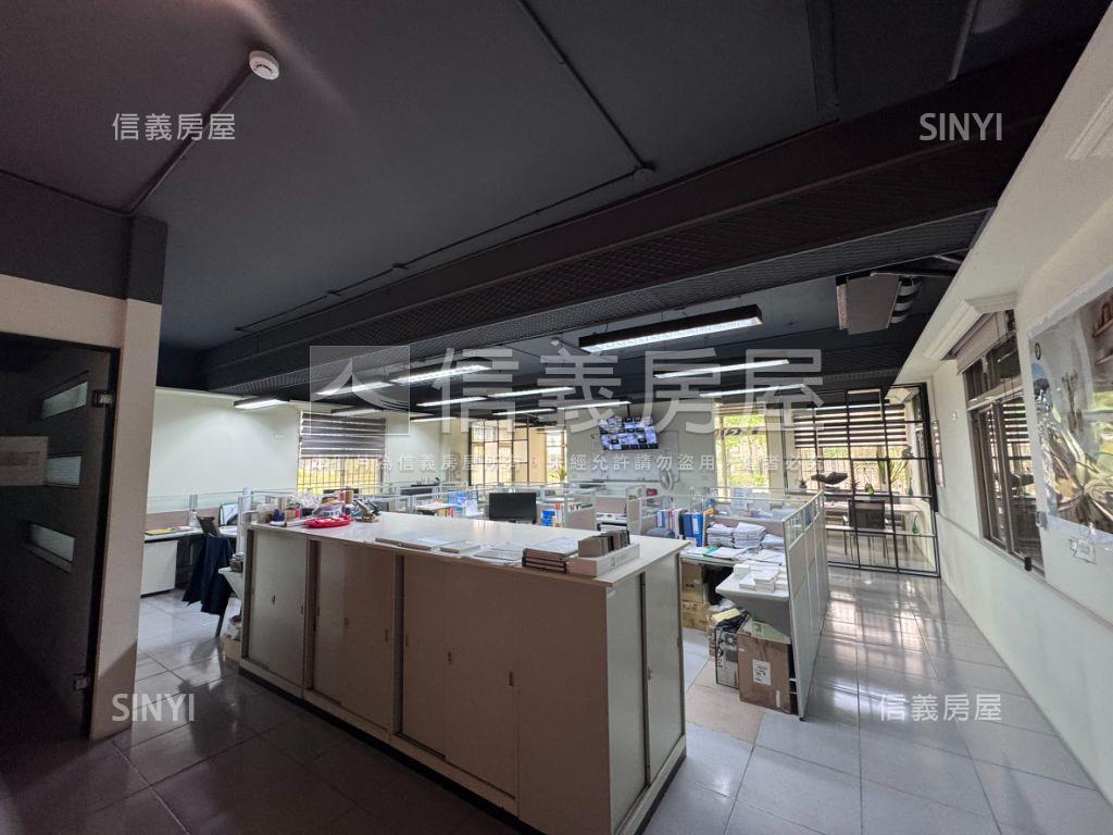 鄰近官田工業區總部廠房房屋室內格局與周邊環境
