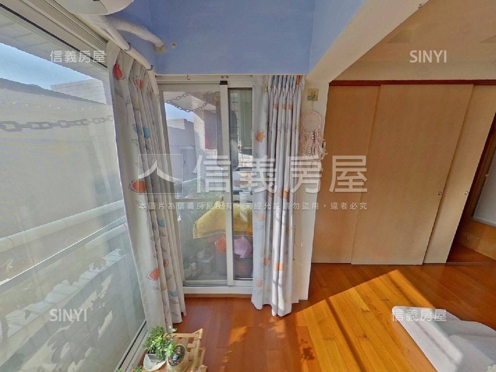 專任【湖畔夏都】典雅美屋房屋室內格局與周邊環境