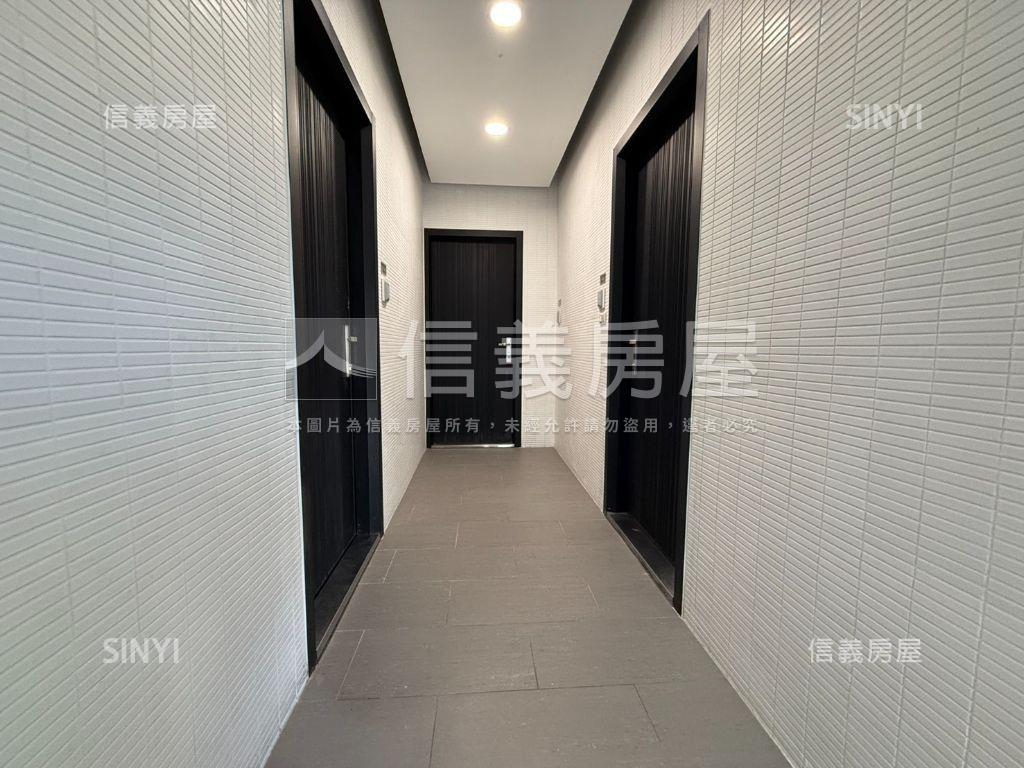 精美套房１２．６２坪房屋室內格局與周邊環境