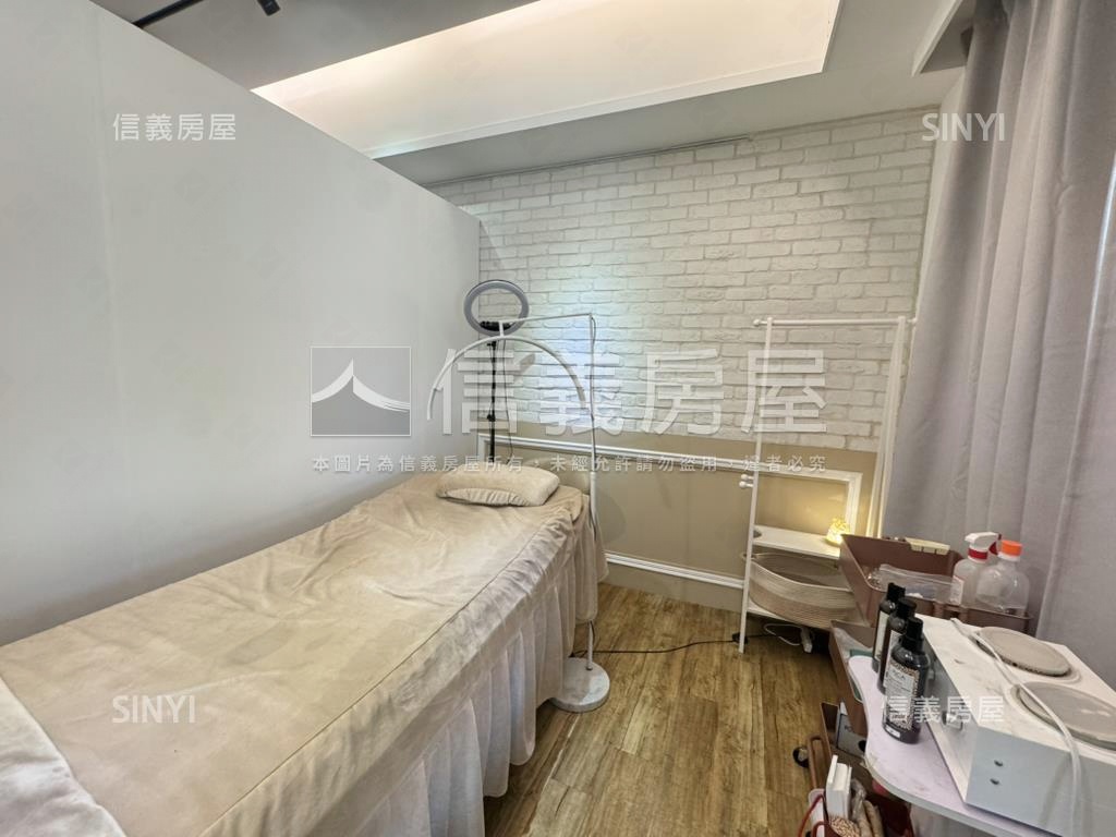 農十六精華區。收租店面房屋室內格局與周邊環境