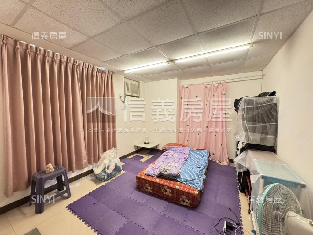農十六精華區。收租店面房屋室內格局與周邊環境