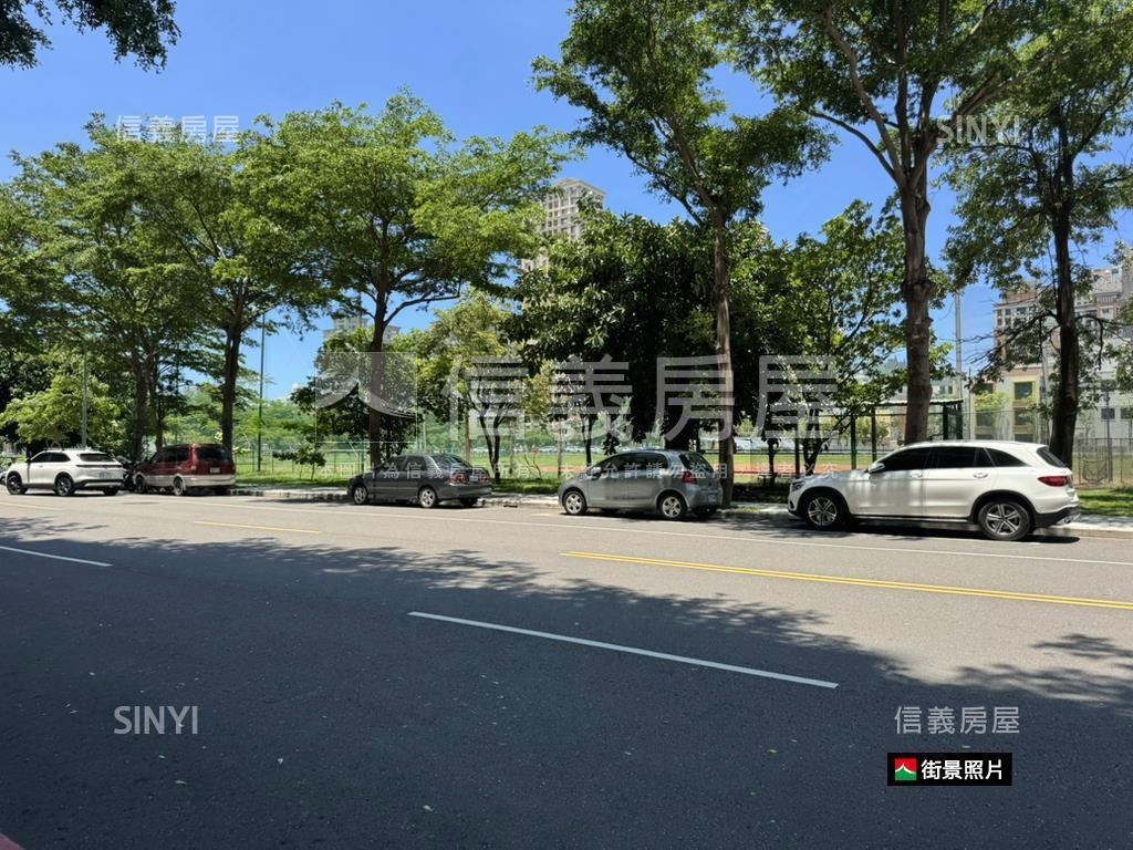 農十六精華區。收租店面房屋室內格局與周邊環境