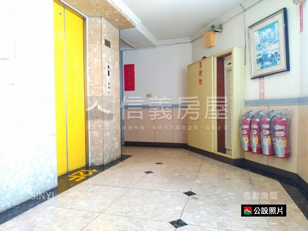 近興大次頂樓套房房屋室內格局與周邊環境