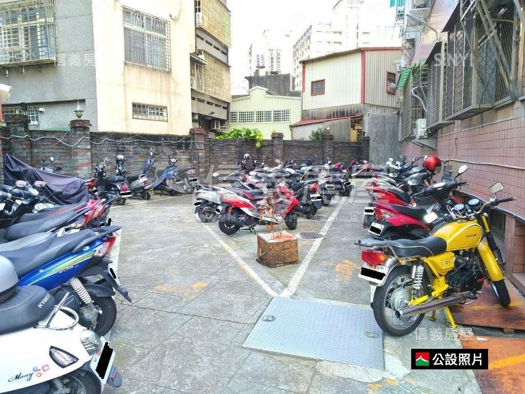 近興大次頂樓套房房屋室內格局與周邊環境