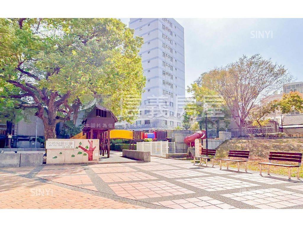 北區近中國醫電梯一房車位房屋室內格局與周邊環境